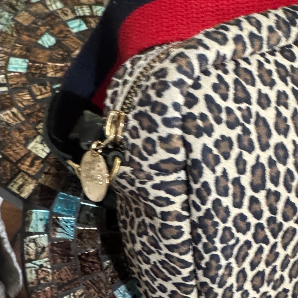 Clare. V Midi Sac Leopard Print Leather Crossbody Bag - Picture 10 of 17